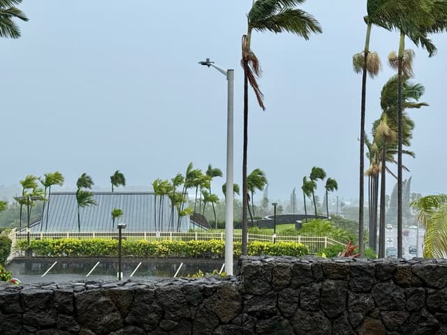 What Is a Kona Storm/Kona Low in Hawaii?