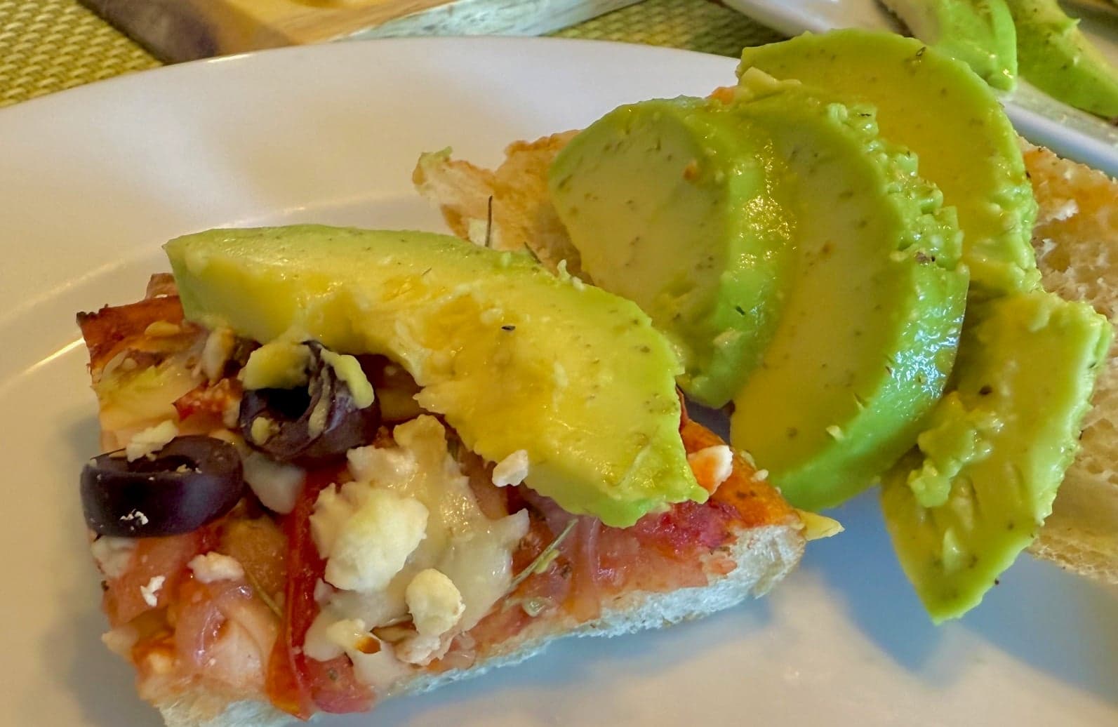 Hawaiian Avocados: A Local Treasure of 200+ Varieties