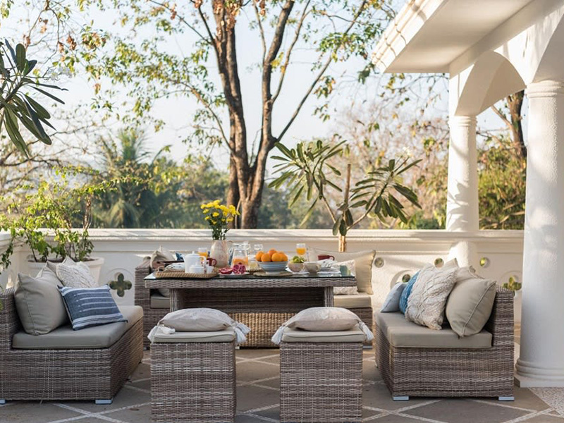 Top 10 Tips for Outdoor Entertaining in Hawaii