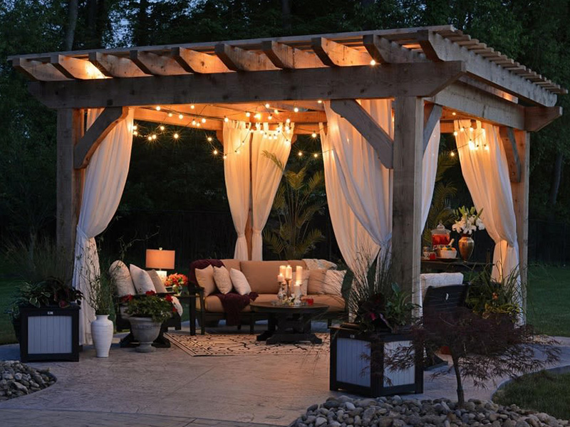 Top 10 Tips for Outdoor Entertaining in Hawaii