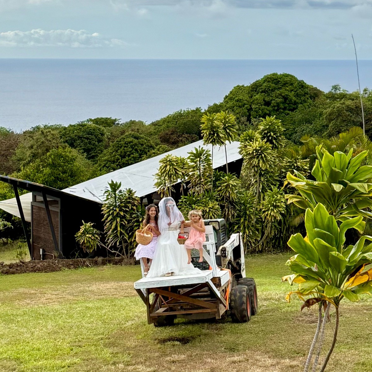 Hawaii Style Wedding