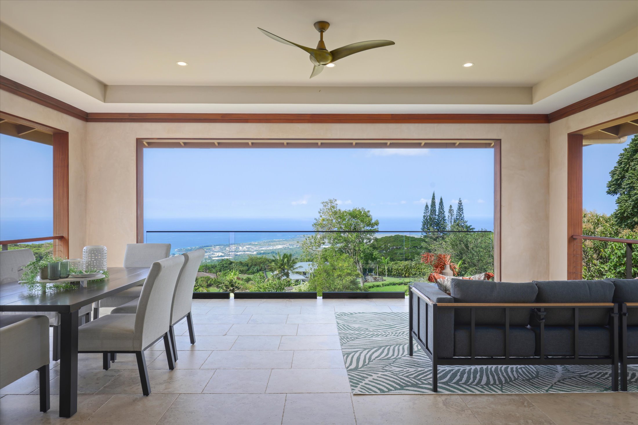 A Rare Holualoa Estate That Defines Island Living 75-2620 Keopu Lani Rd.