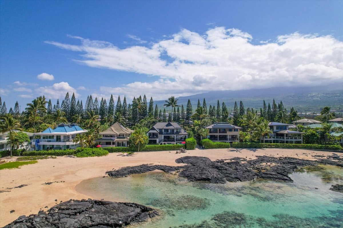75-5506 Kona Bay Drive oceanfront home with sandy beach access in Kona Bay Estates