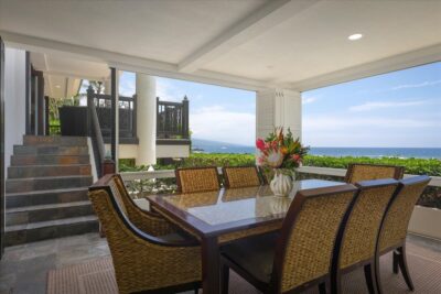 Oceanfront dining experience at luxury home in Kailua Kona Hawai‘i